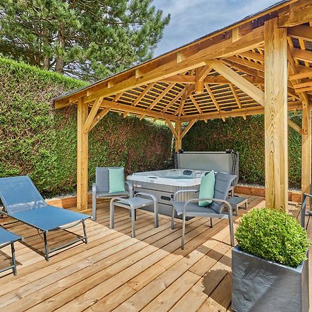 Domaine Du Gros Chene - Terrasses Avec Jacuzzis Privatifs Apartamento Ablon Exterior foto